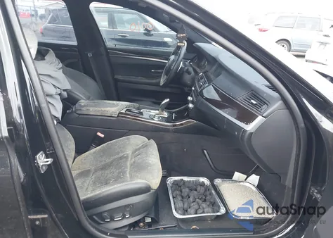 2012 BMW 528I xDrive z USA, uszkodzony, nr VIN WBAXH5C54CDW03250